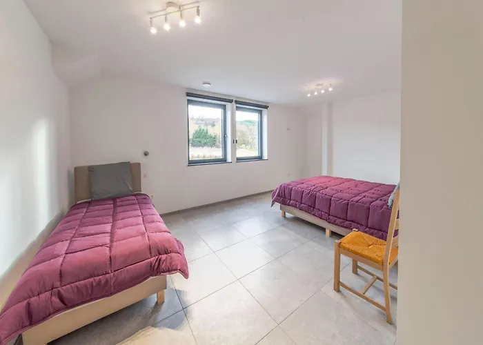 Villa Modern In With Pool